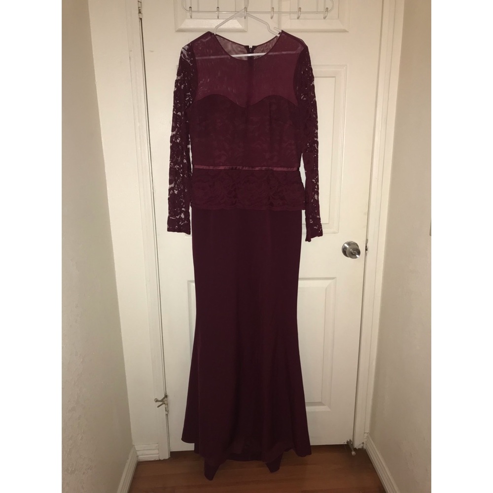 JS COLLECTIONS ILLUSION NECK MERMAID EVENING GOWN